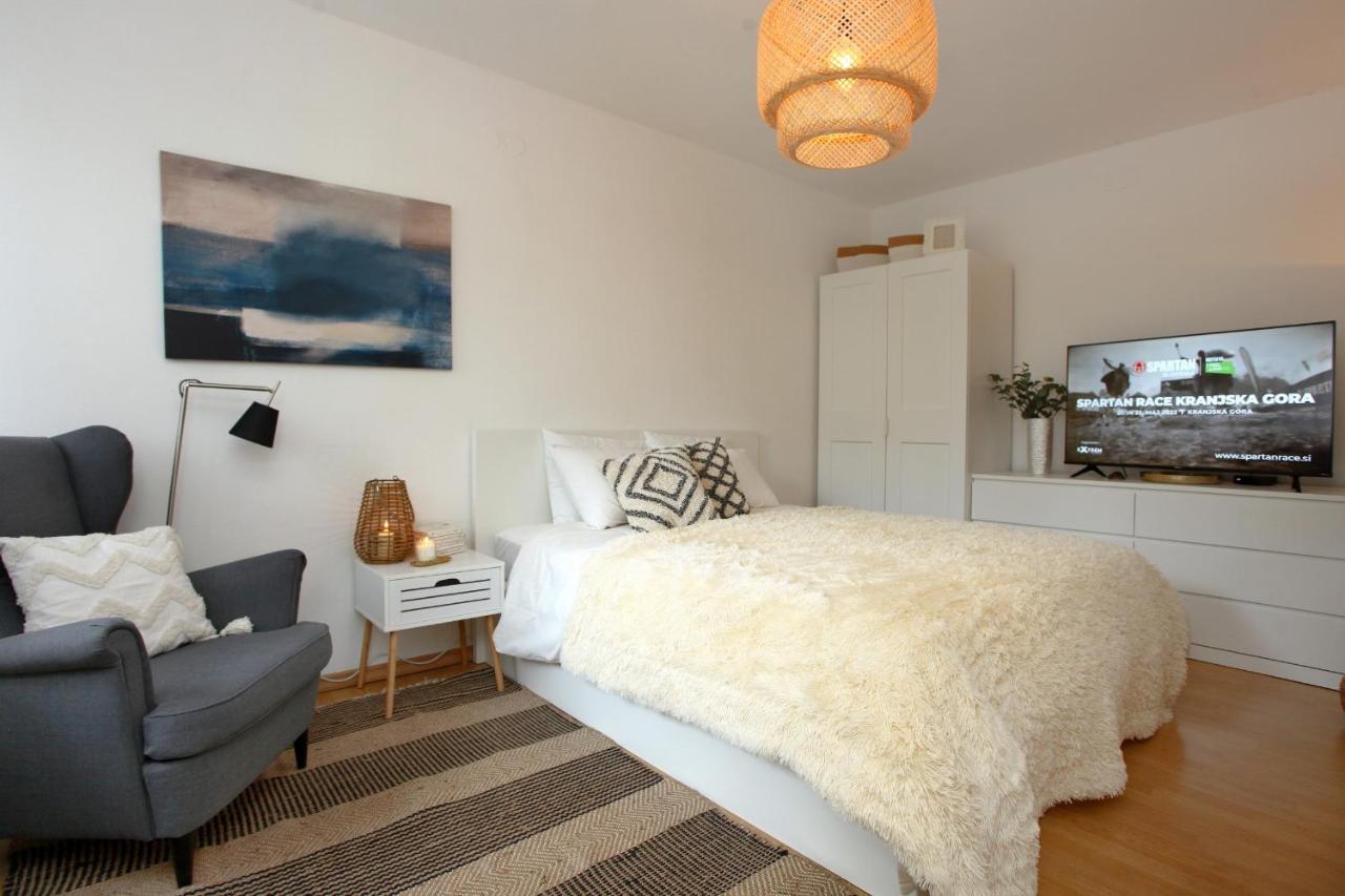 Izola Dreamy Stays Kord Buitenkant foto